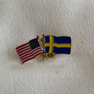 Dual Flag Lapel Pin - USA and Sweden